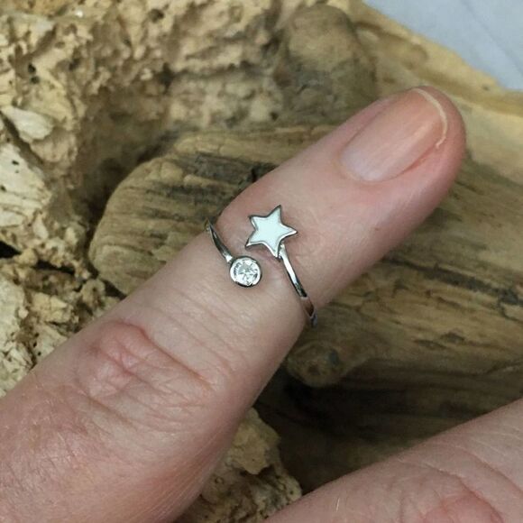 Sterling Silver White Star Cz Toe Ring - Picture 2 of 3